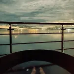 Waterfront Fjord Panorama In Alesund شقة *