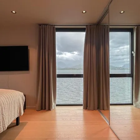 Apartament Waterfront Fjord Panorama In *